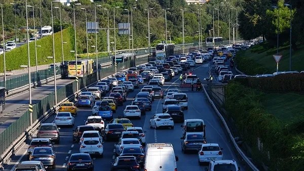 Bakanlıktan Kayıt Dışı Araç Ticaretine Operasyon! 102 Milyon TL Ceza Kesildi